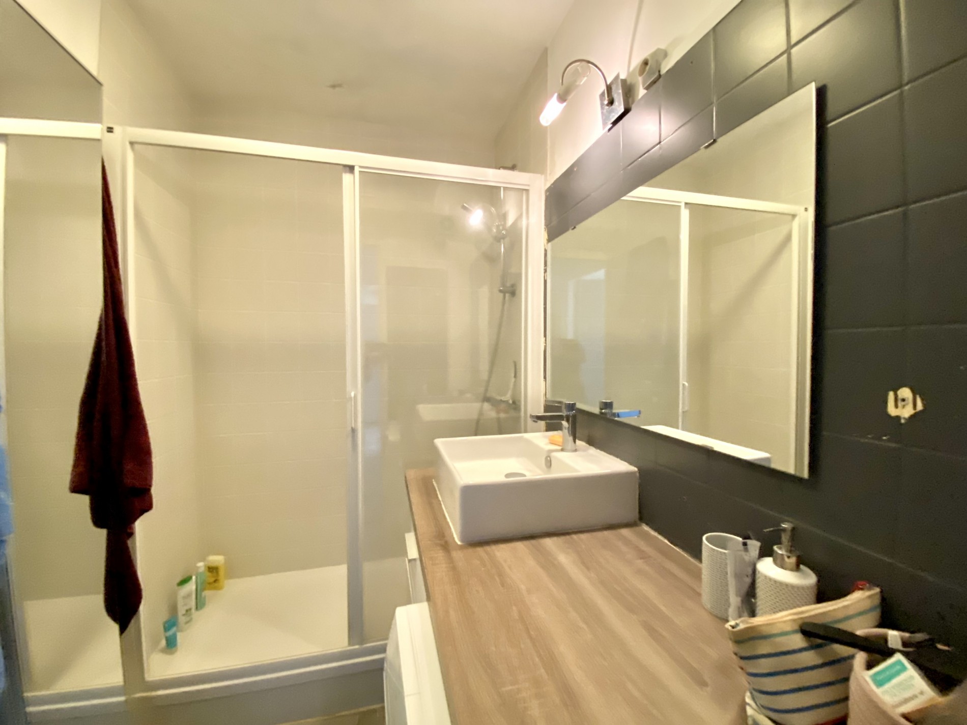 salle-de-bain-location-vente-appartement-boulogne-billancourt-agence-immobiliere-arnaud-mascarel